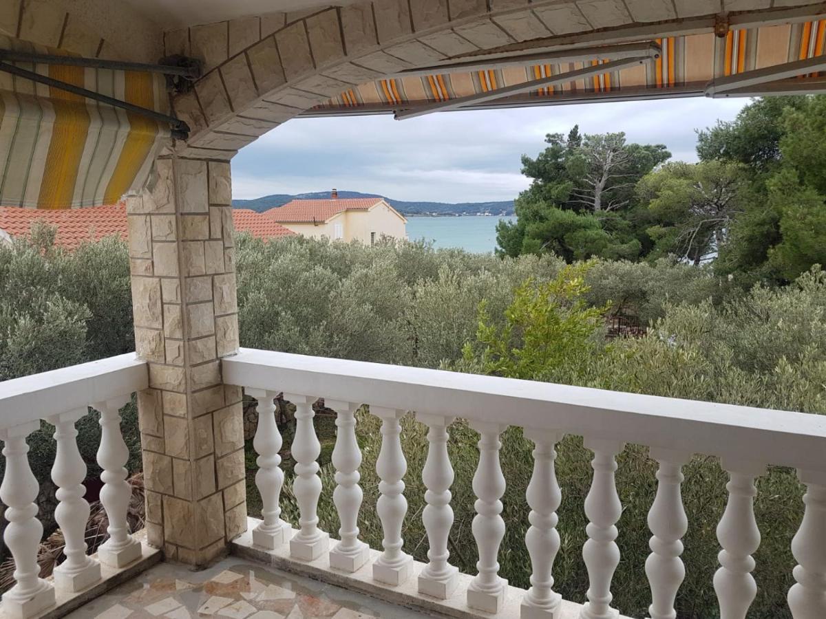 Apartman Lugovic شيبينيك المظهر الخارجي الصورة