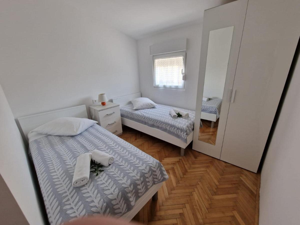 Apartman Lugovic شيبينيك المظهر الخارجي الصورة