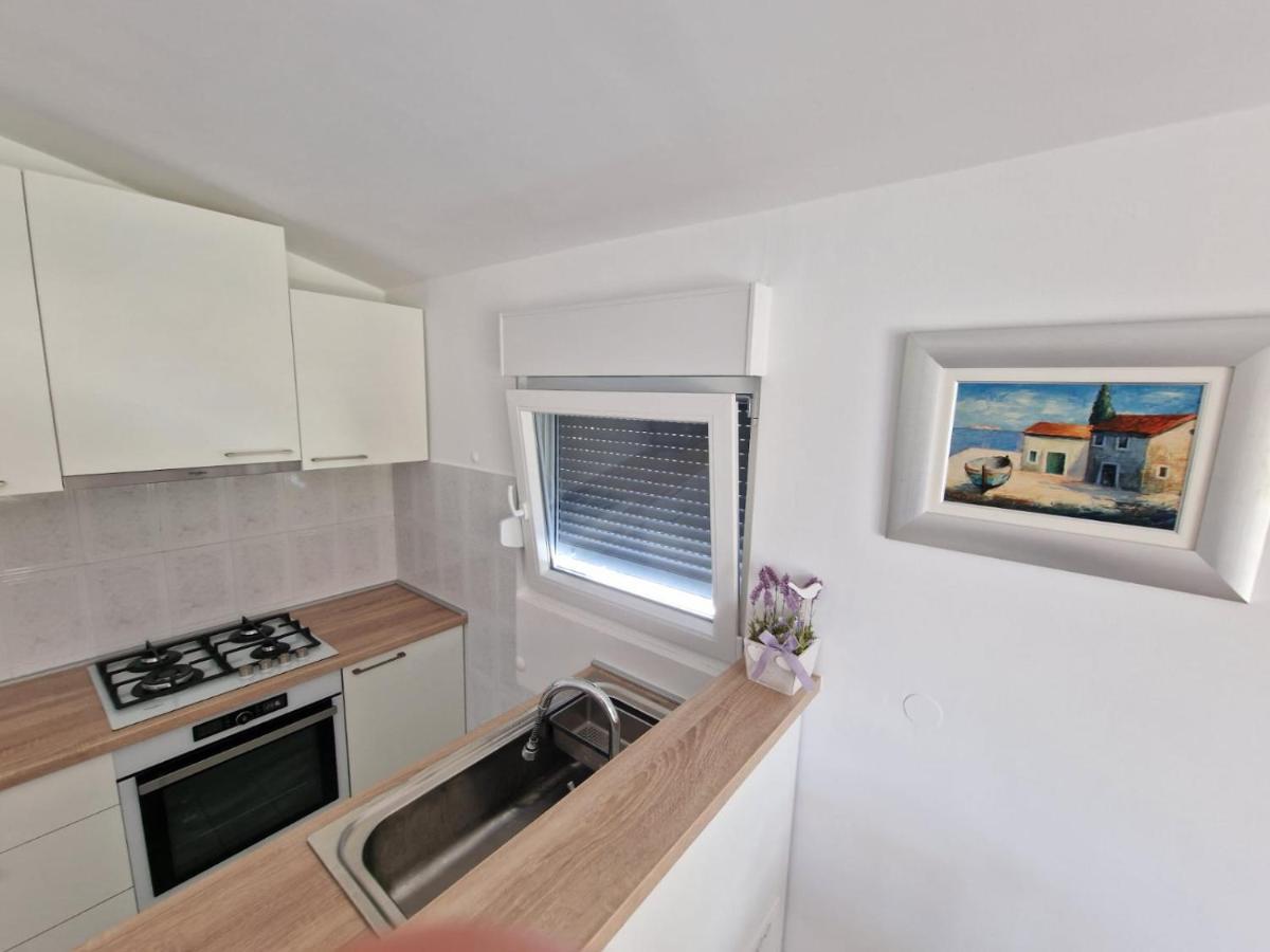 Apartman Lugovic شيبينيك المظهر الخارجي الصورة