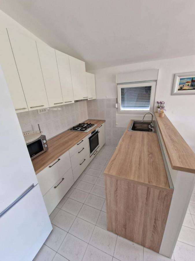 Apartman Lugovic شيبينيك المظهر الخارجي الصورة